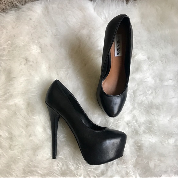 steve madden black leather pumps